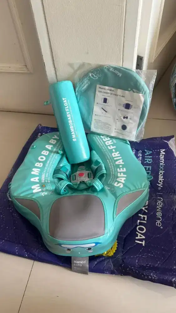 Ban berenang Mambo Baby