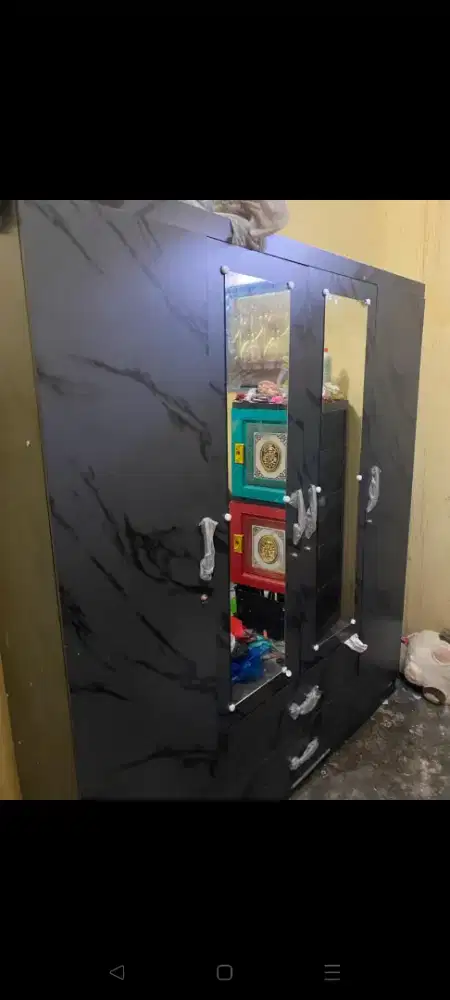 Dijual Lemari Pakaian