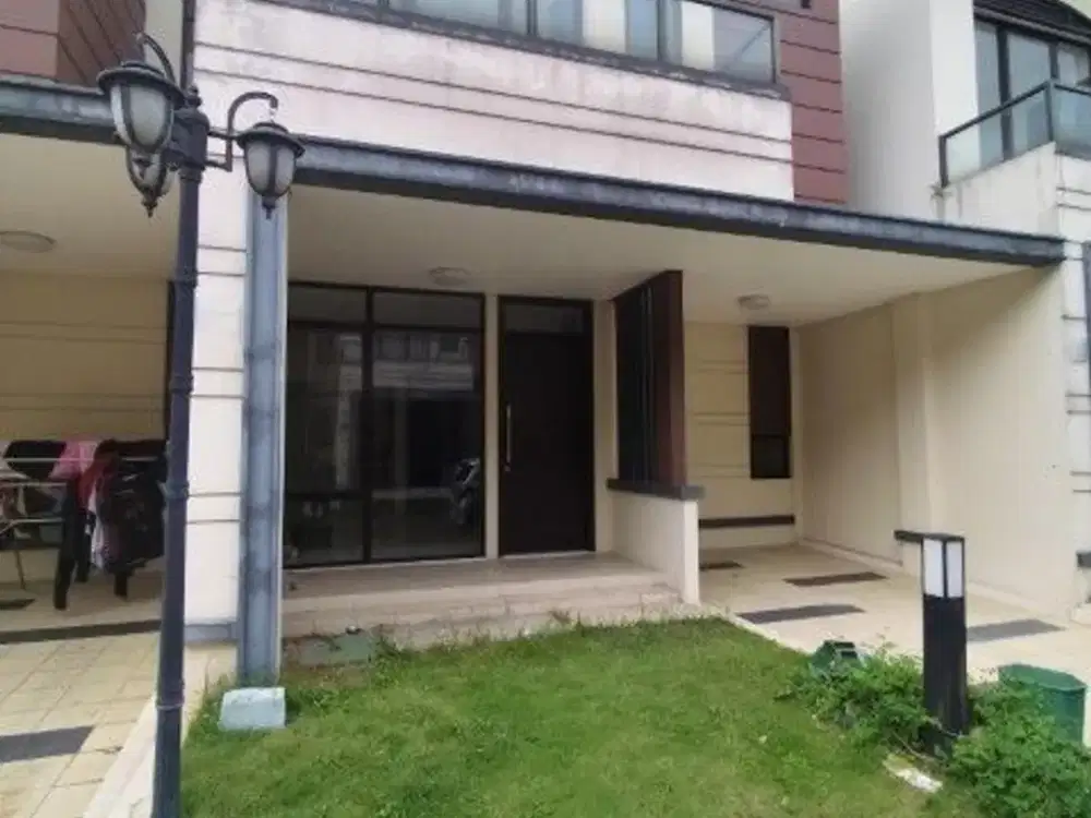 Rumah 2 Lantai Type B FULL RENOV di Lavon Tangerang 1KA00017