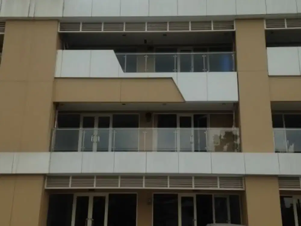 Disewakan Kios The Hall Trivium, Lippo Cikarang Unit S-GF23, Bekasi, JaBar