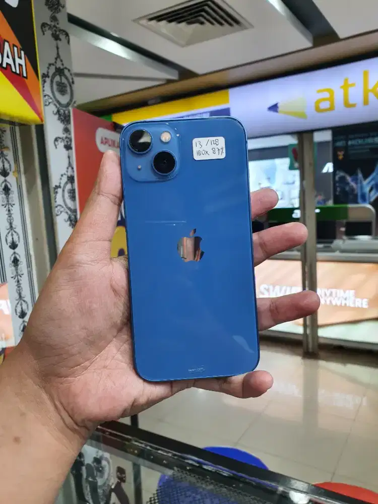Iphone 13 128 GB Resmi iBox mulus Fullset