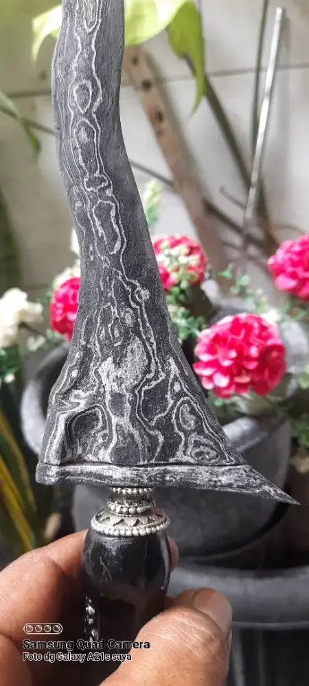 Keris luk 13 ori sepuh