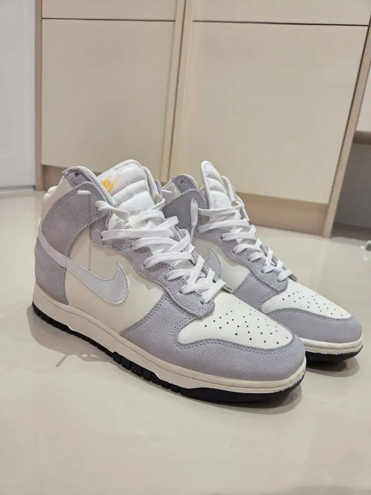 Sepatu NIKE Dunk Medium Retro Size 42,5