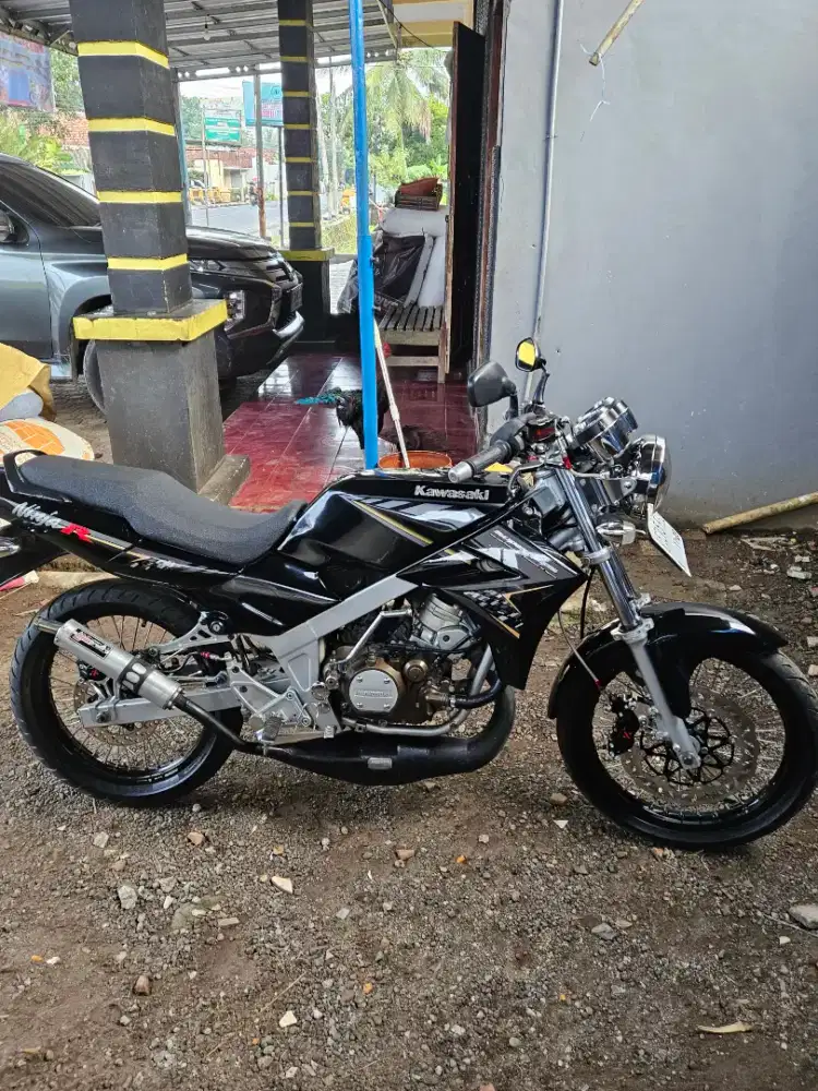 Kawasaki ninja R