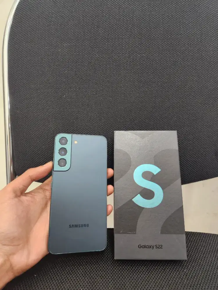 Samsung S22 8/256gb