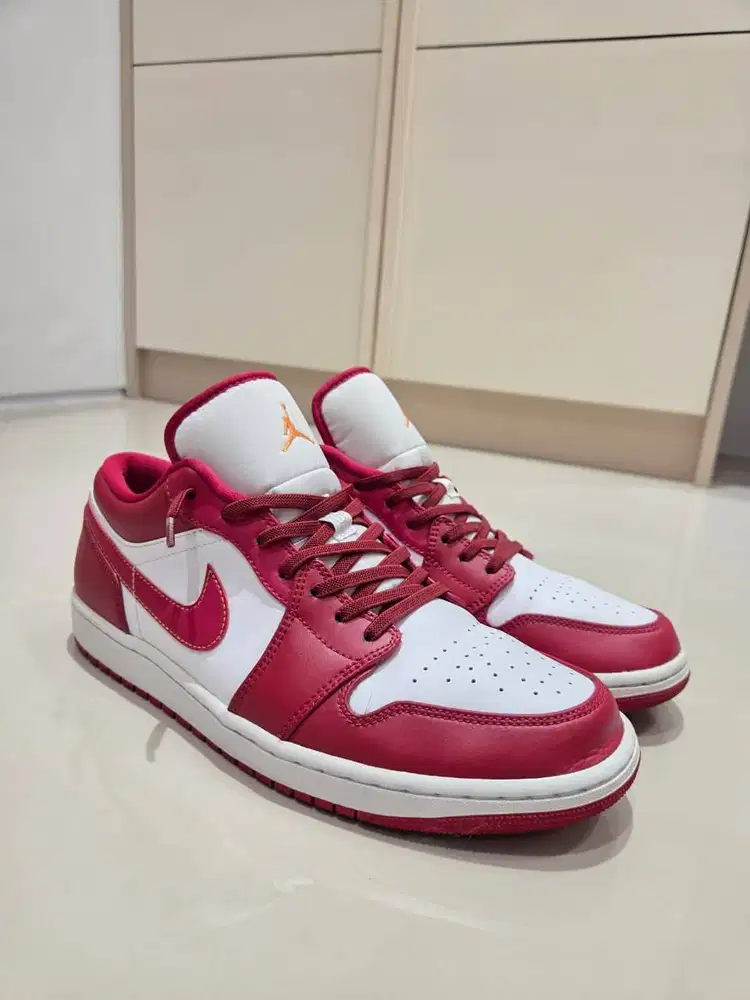 Sepatu NIKE Air Jordan 1 Low Size 44