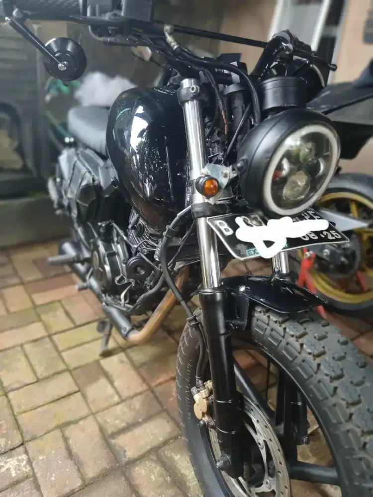 Jual bajaj pulsar thn 2011 dtsi custom