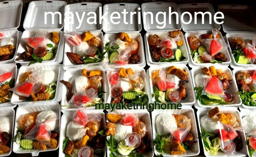 Aneka nasi kotak dengan harga bervariasi