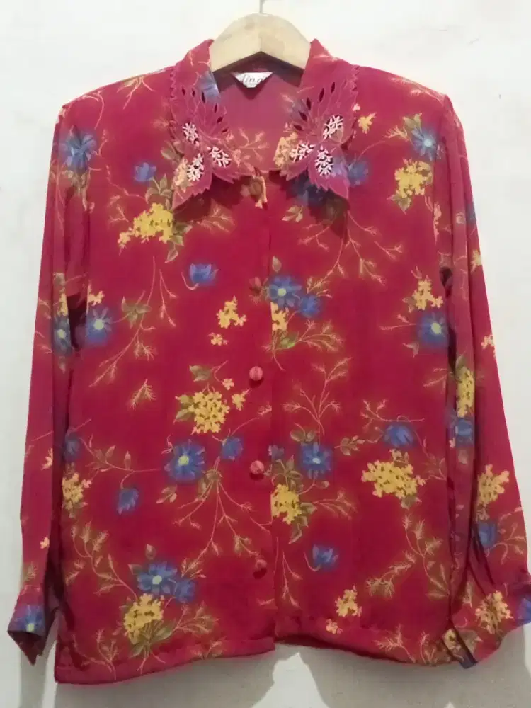 Atasan kemeja formal wanita