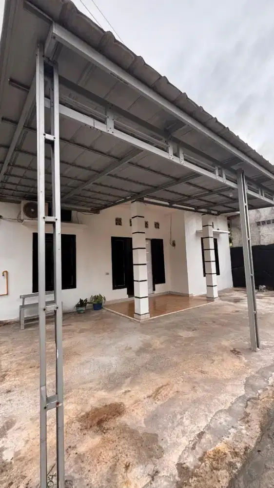 Disewakan rumah di Macan Kumbang Demang Lebar Daun Palembang