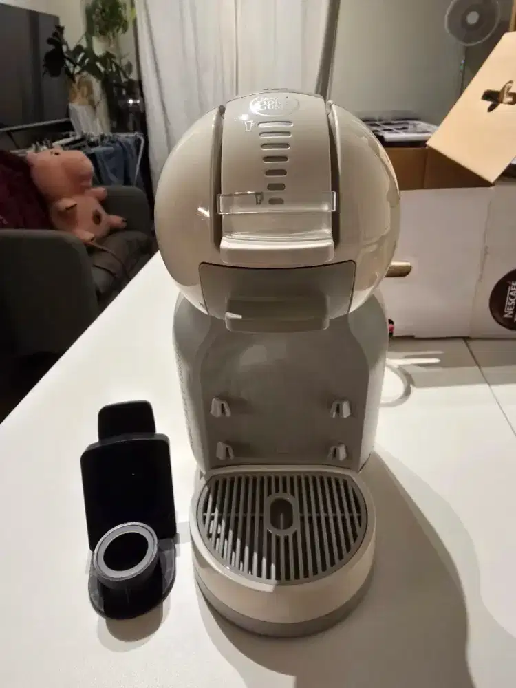 Mesin Kopi Nescafe Dolce Gusto Mini Me Free Nespresso Adaptor