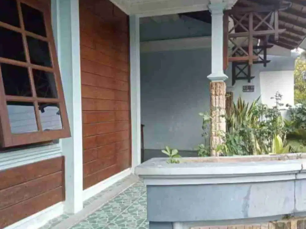 rumah sisp huni di sambiroto tembalang