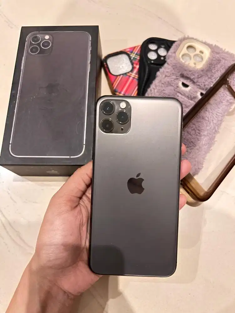 IPHONE 11 PRO MAX 64gb IBOX SECOND