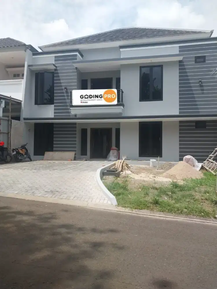 Jual cepat rumah cantik like new full renovasi. Kota Wisata Cibubur.