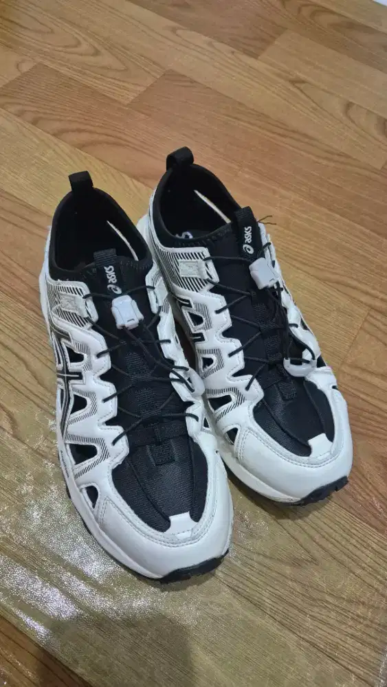 Sepatu asics gel sonoma se trail sepatu hiking anti slip ukuran 39