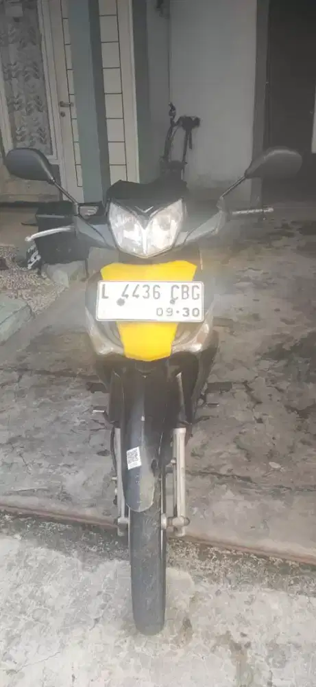 Honda Supra'x 125 kuning (L) 6,5jt