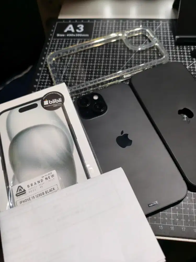 Iphone 15 black 128Gb