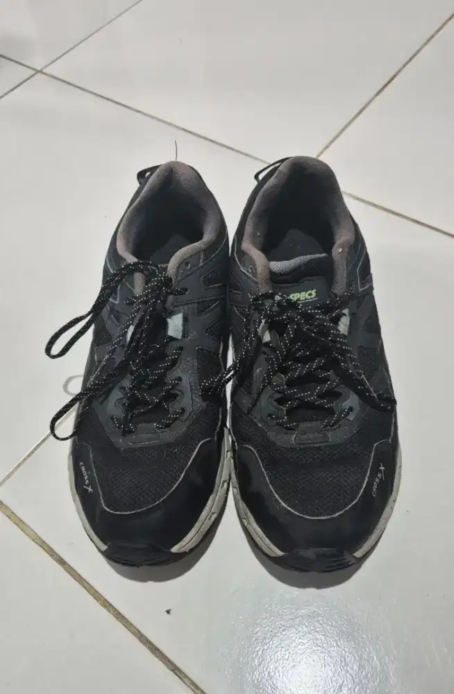 Sepatu outdoor gunung hiking Prospecs size 42