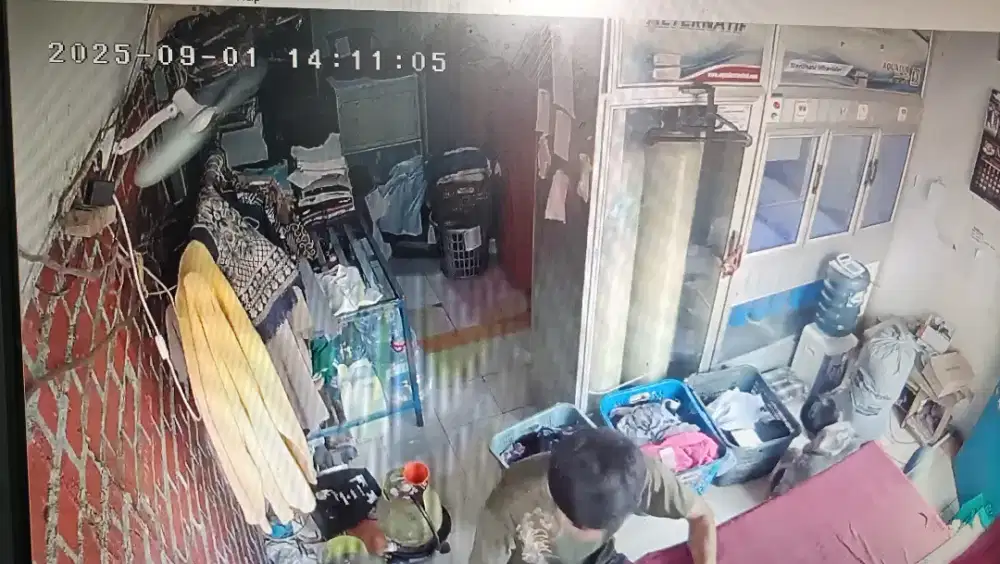 Loker Laundry Gosok Packing