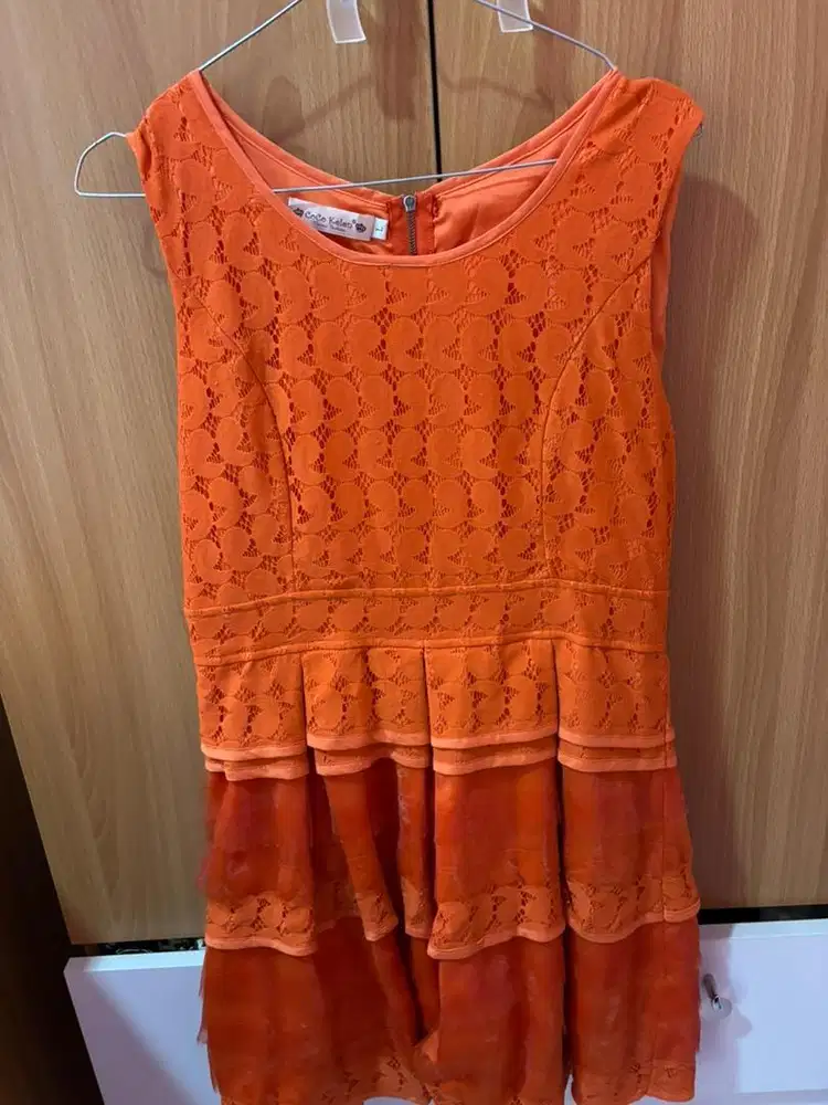 Pakaian 95% like new