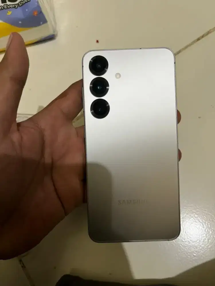 Samsung S25 Basic 12/256GB Grey