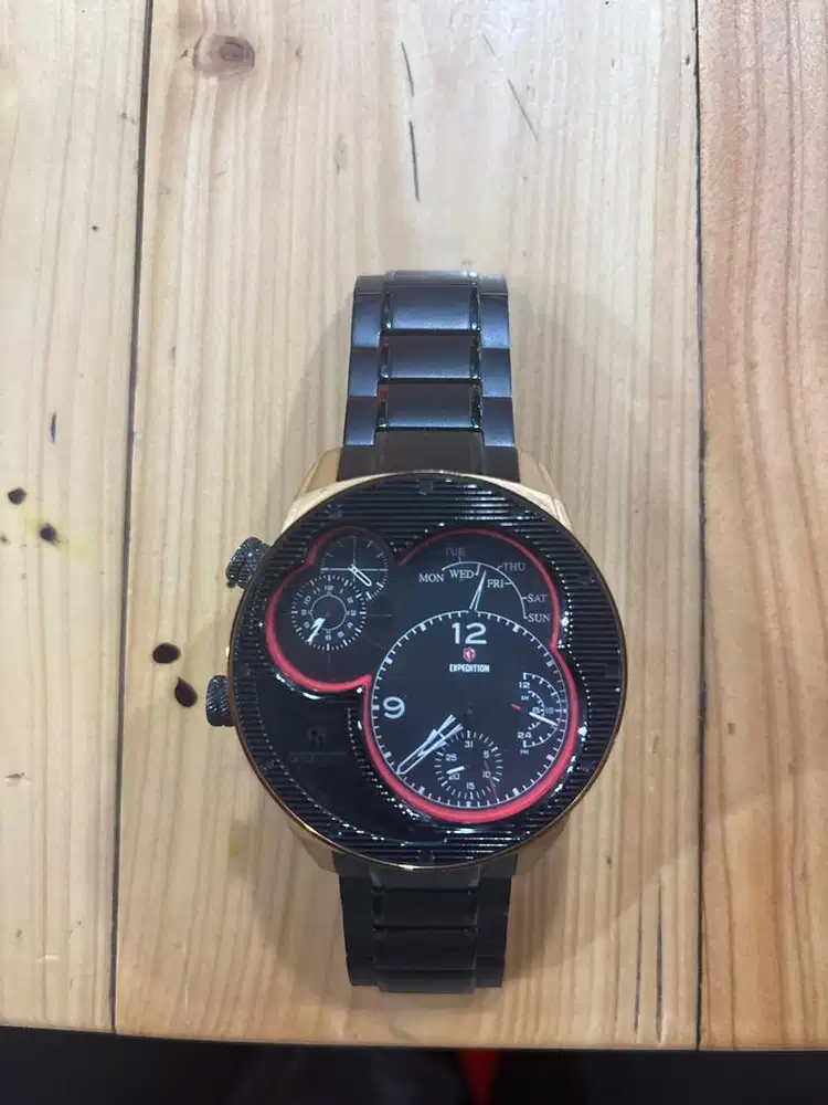 Jam Tangan Expedition
