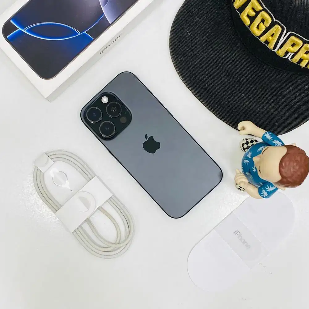 Second iphone 16 pro 256 gb space black garansi ibox