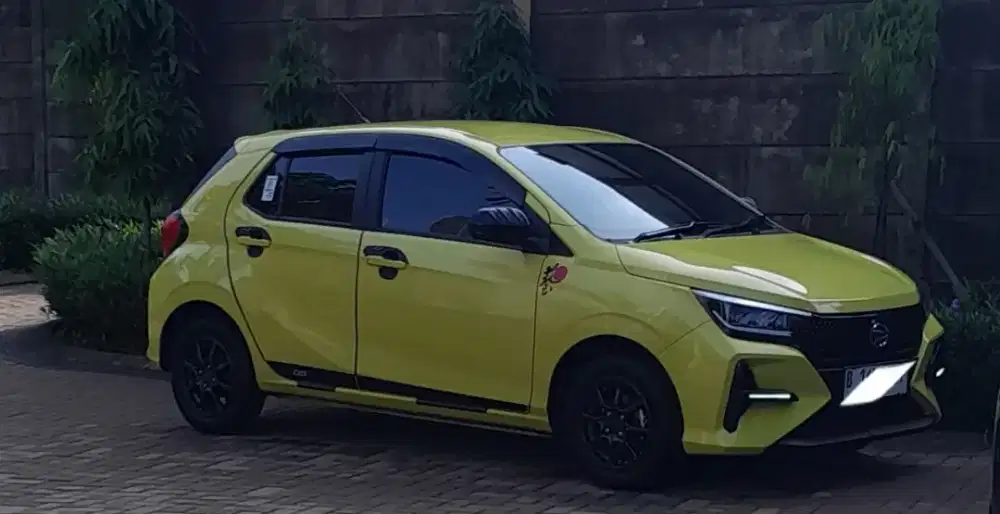 Ayla Bright Yellow 2023