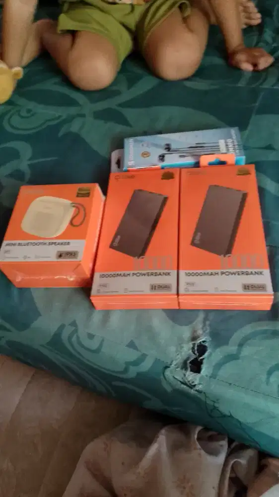 Power bank masih baru