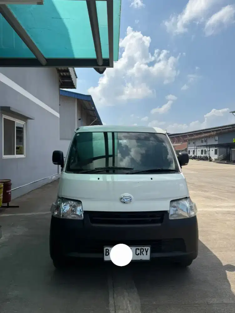 Grand max Blinvan putih