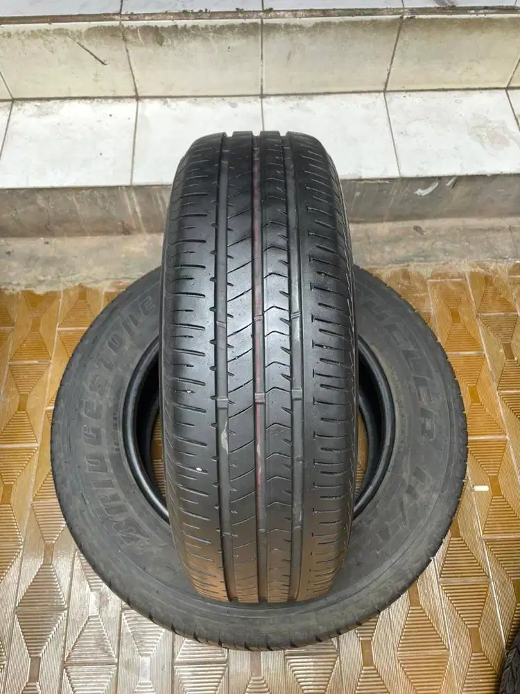 Ban Bridgestone Ecopia EP300 Enliten  195 60 r16  1Pcs