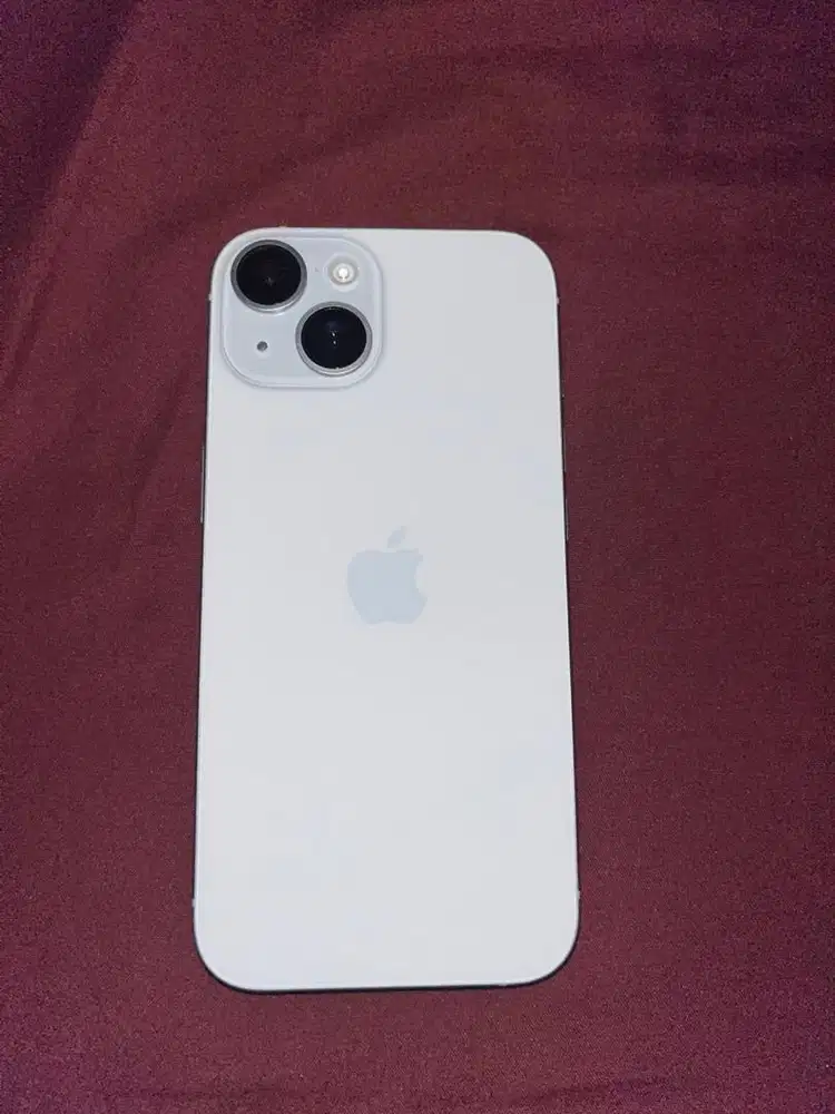 Iphone 15 128gb kondisi sangat baik