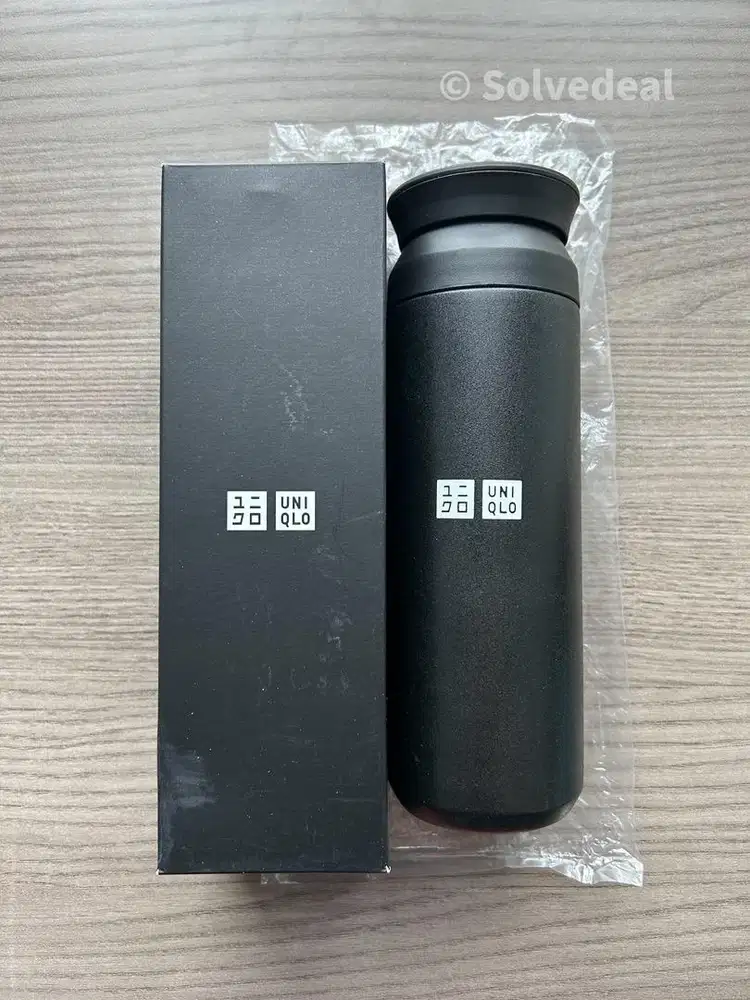 Uniqlo Tumbler Botol Minum Hitam — Original Baru Minimalis