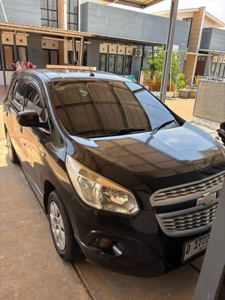 Chevrolet Spin 2014 Bensin