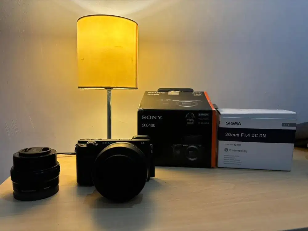Sony a6400 + sigma 30 mm f1.4