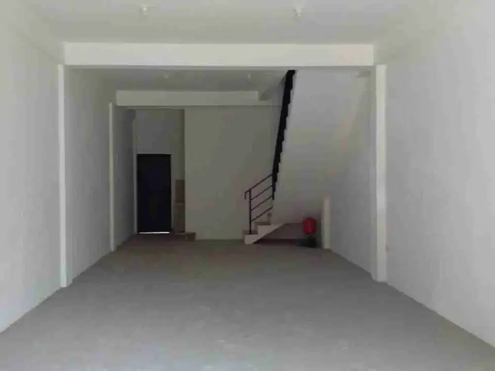 SEWA RUKO BARU HADAP JALAN RAYA RAMAI JL RUNGKUT LOR