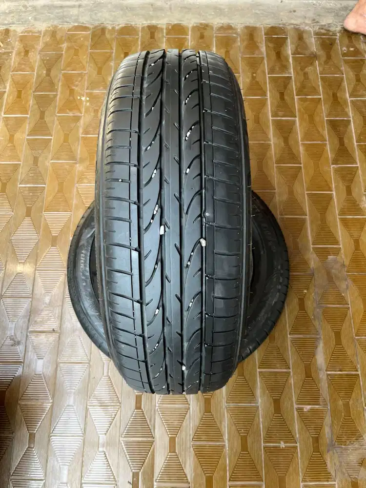 Ban Bridgestone Alenza 215 60 r17 1Pcs