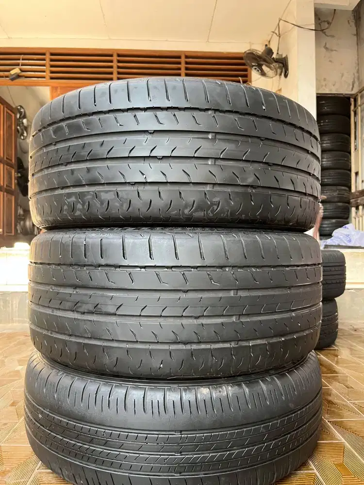 Ban Continental Max Contact MC6 235 45 r18 2Pcs