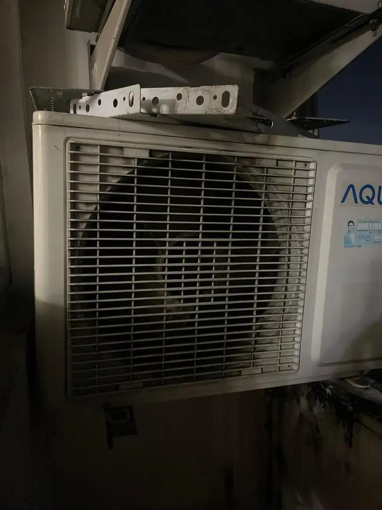 Dijual AC LG indoor dan outdoor 2 unit