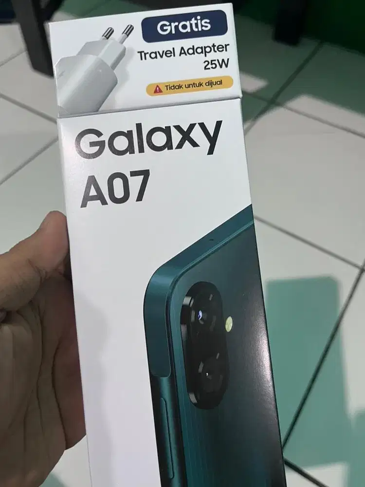 Samsung A07 grey