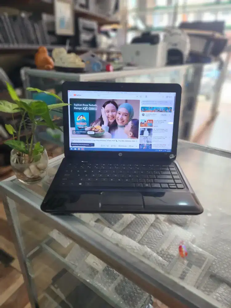 laptop HP dualcore. ram 4gb. 512gb. dvdrw 14inch batre oke murah