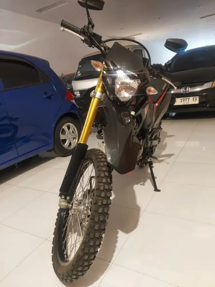 Honda CRF  2024 Tgn pertama