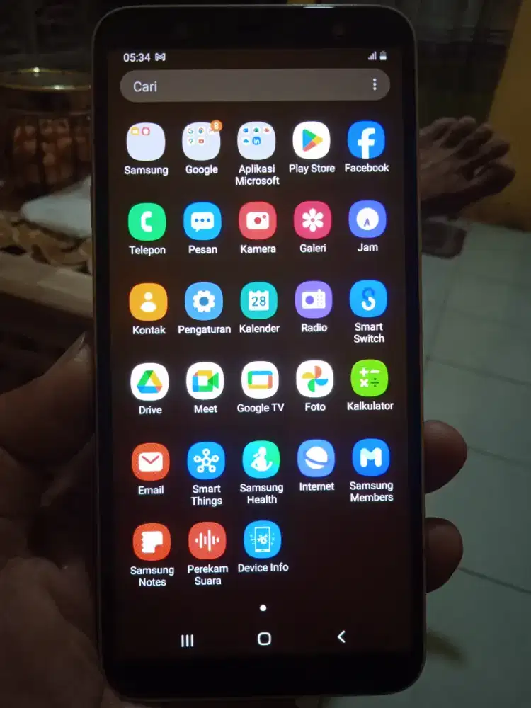 Samsung J810F - Memori 4/64 Second like New