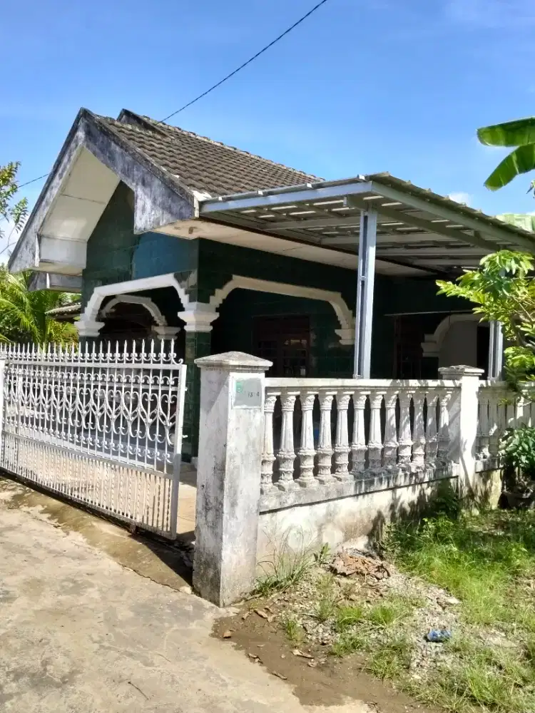 Rumah + 1Bidang Tanah