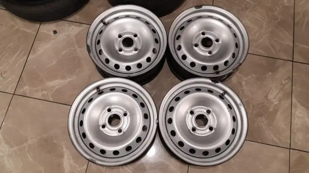 Velg R16 confero,Avanza,Xenia,Livina,Evalia,carry,dkk