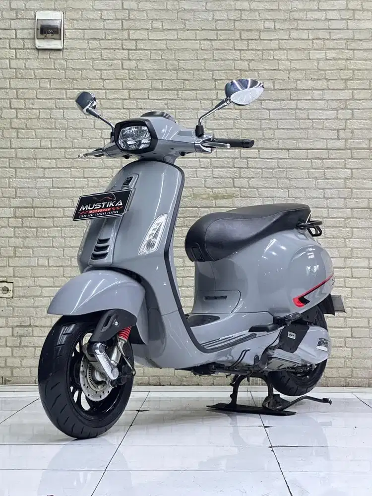 Dp 900rb‼️ Vespa Sprint S 150 Iget ABS 2021 KM 14rb - Zaky Mustika