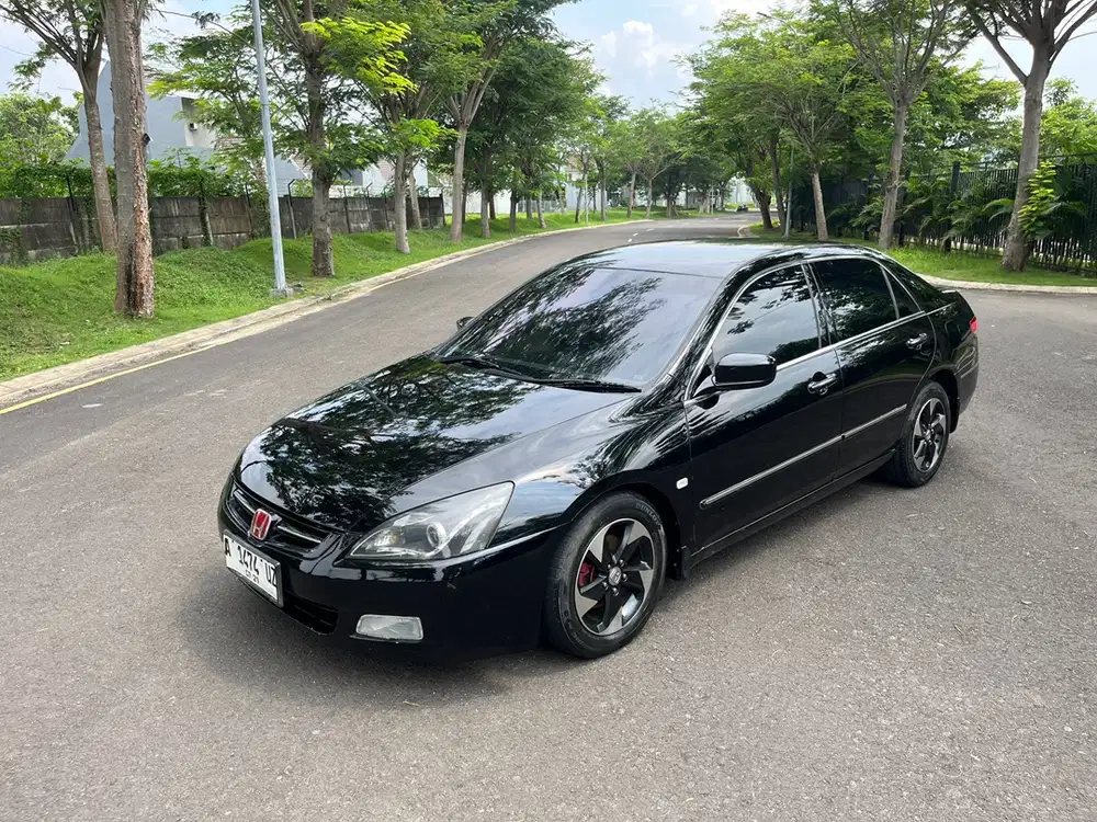 Honda Accord 2004 Bensin