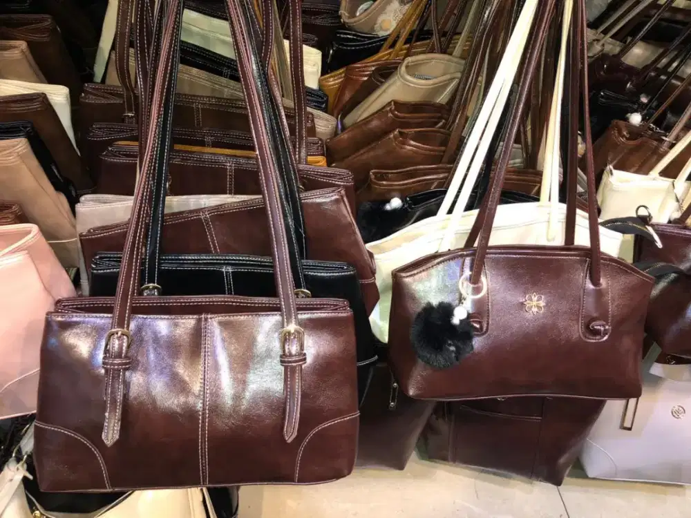 DICARI KARYAWATI SPG TOKO TANGCITY MALL