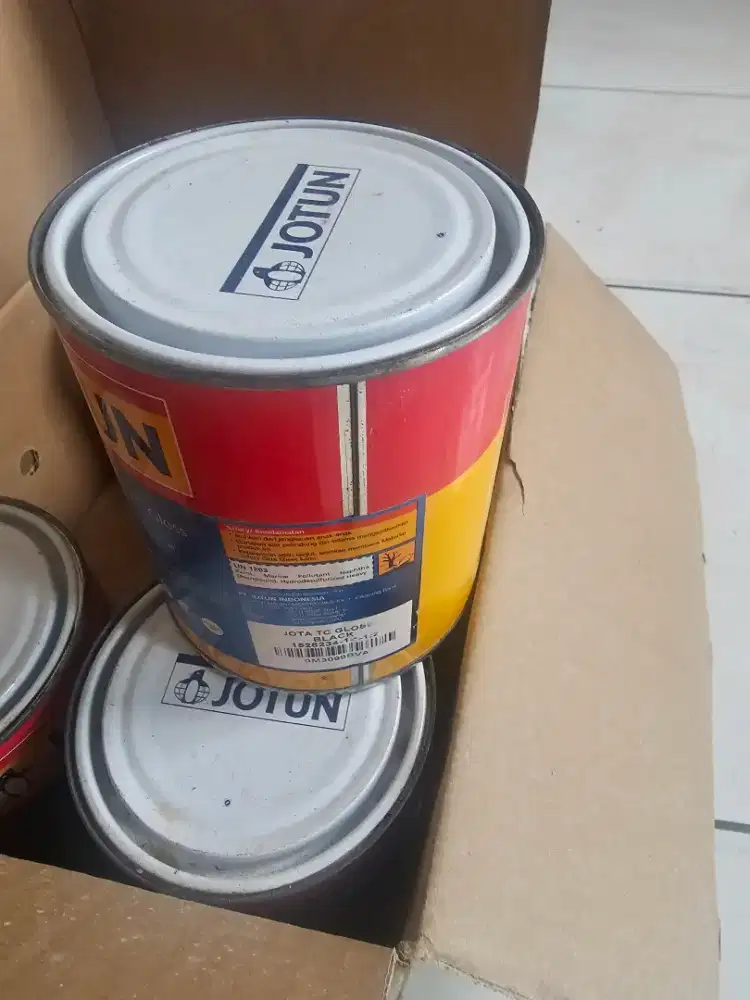 Cat Jotun Black Gloss Kaleng – Baru (Stok Lama)