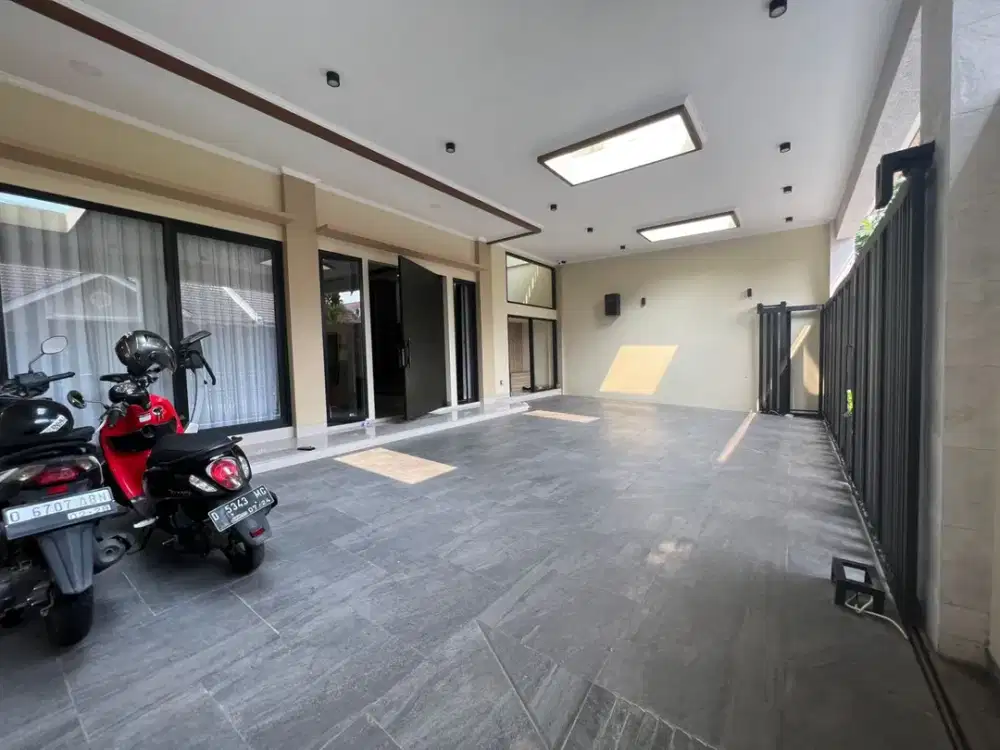 Rumah Baru Mewah Furnished di Kembar Mas Bandung